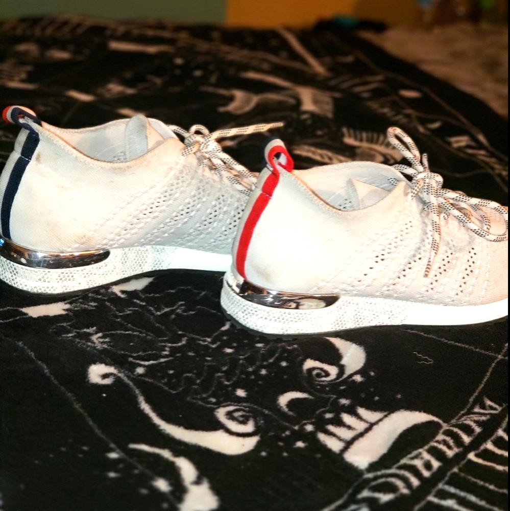 Urban sports shoes